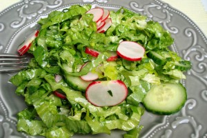 Zelena-salata-Traditional-Bulgarian-lettuce-salad