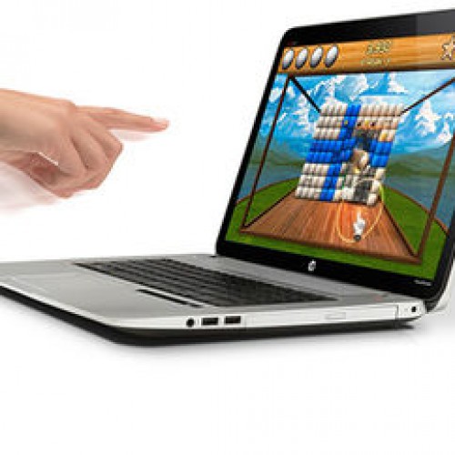 Поглед към първия лаптоп, управляван с жестове  HP ENVY17 Leap Motion